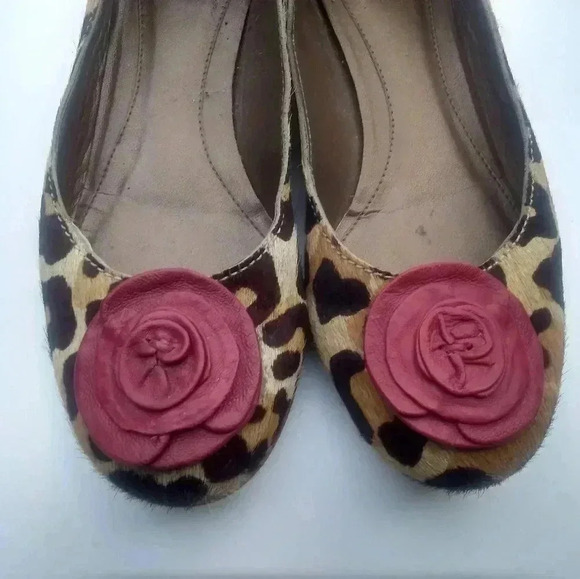 CARLOS SANTANA Leopard Print Flats - Picture 4 of 15